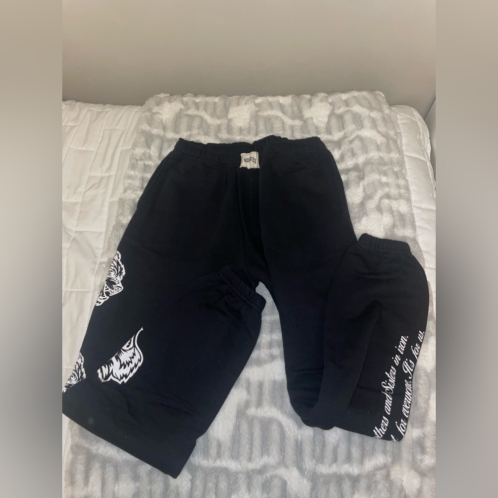 Men's darc sport sweatpants size medium